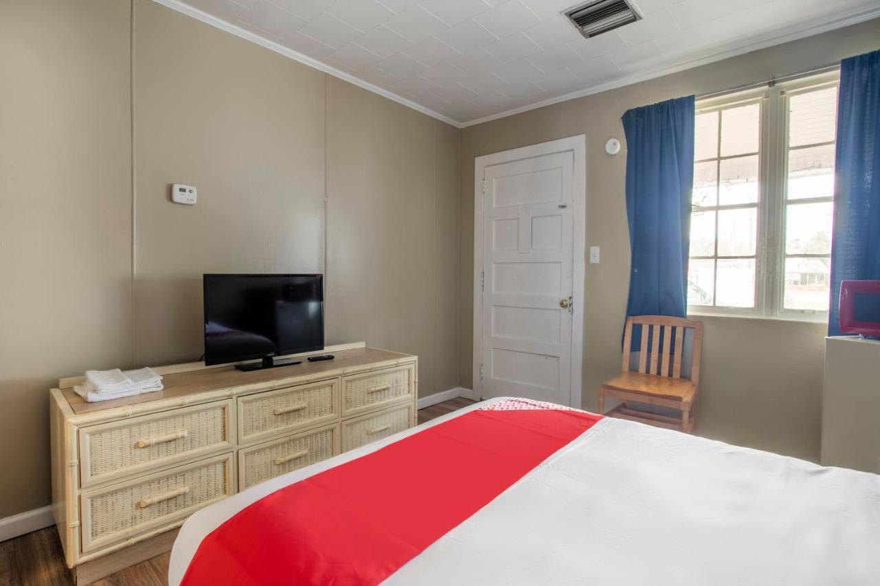 Oyo Hotel Lakeland Ga I-129 Eksteriør billede